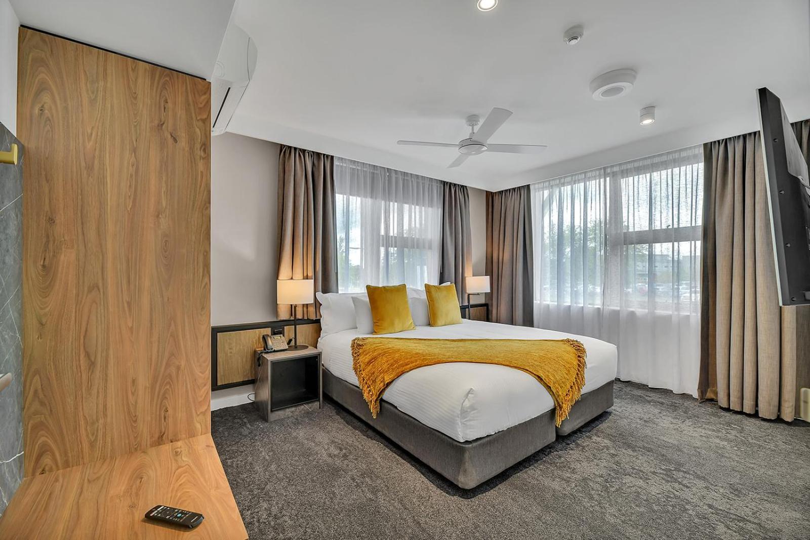 The Remington Orange Hotel Bagian luar foto